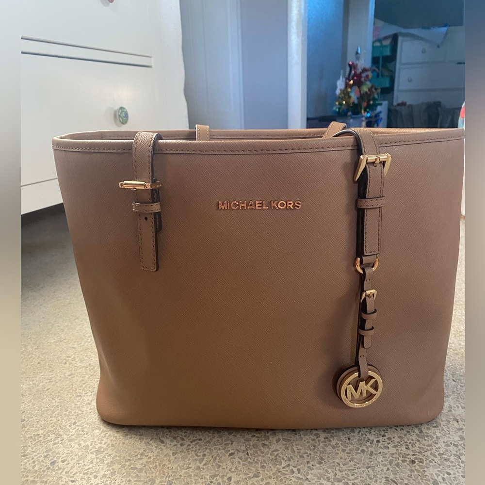 Michael Kors tote